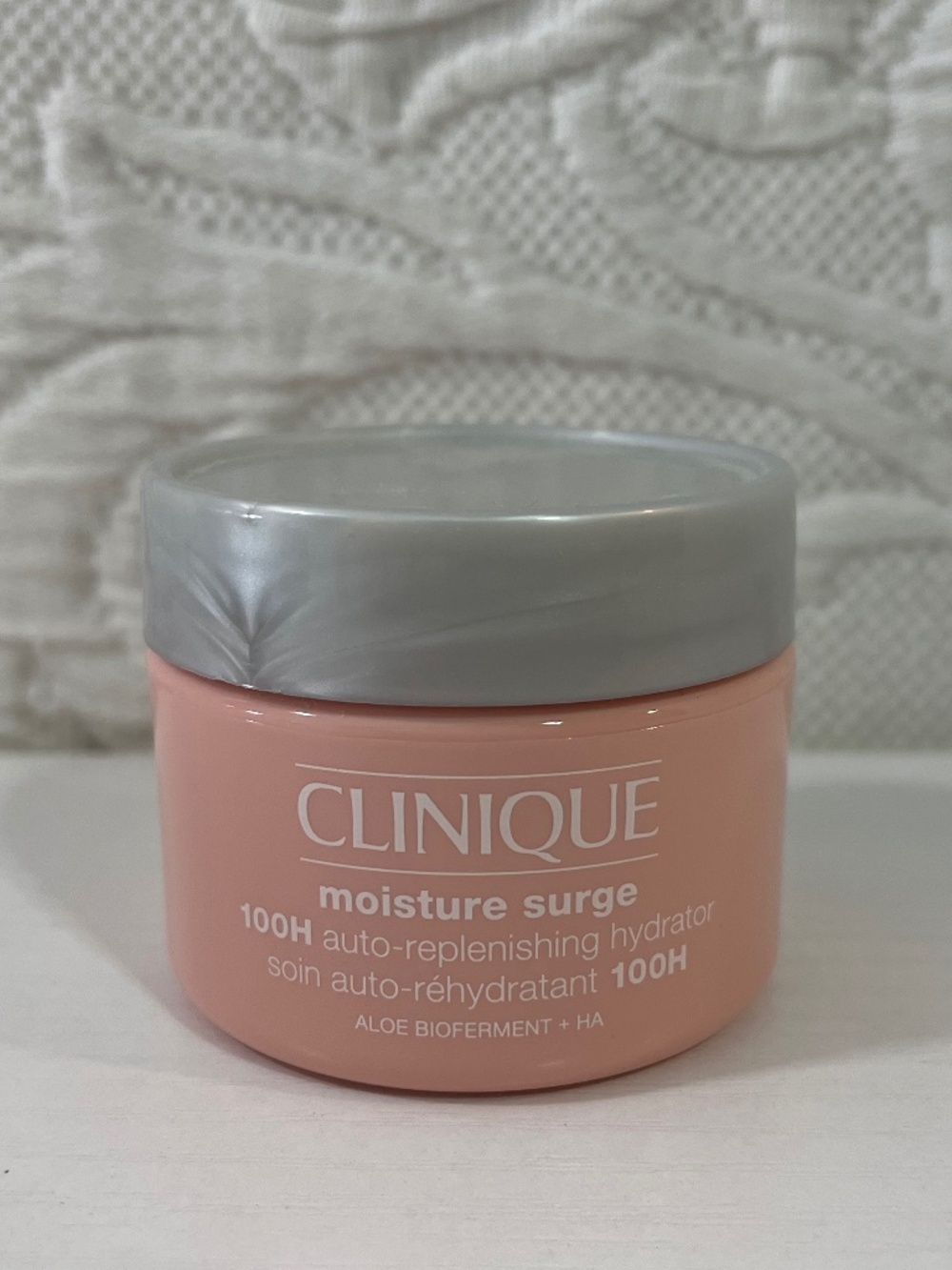 New Clinique Moisture Surge 100H Auto-Replenishing Cream 1oz/30ml EXP 4/2028